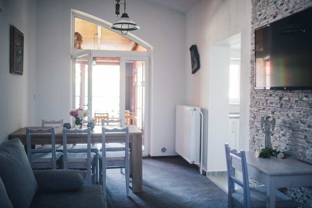 Apartmany U Papousku Jindrichuv Hradec Exterior photo
